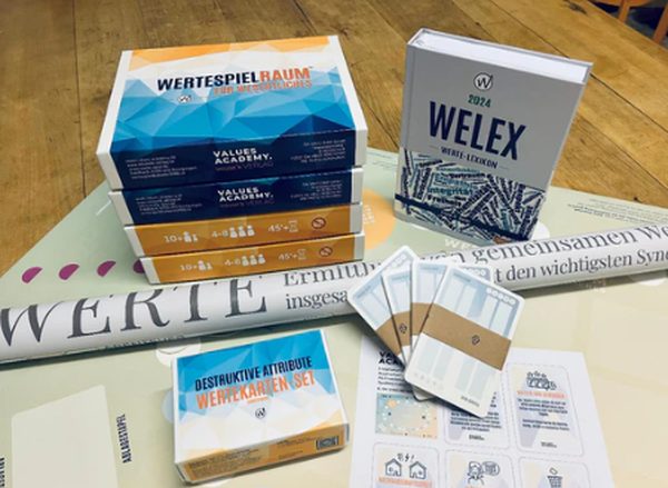 VALUES ACADEMY Werte-Objekte: Wertespielraum-Boxen, WELEX Werte-Lexikon und Werte-Karten